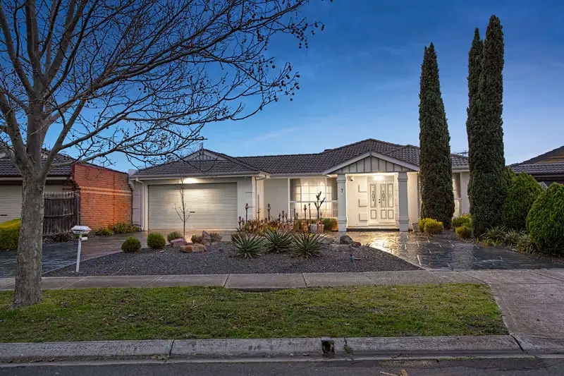 Main view of Homely house listing, 7 Muirs Court, Taylors Lakes VIC 3038