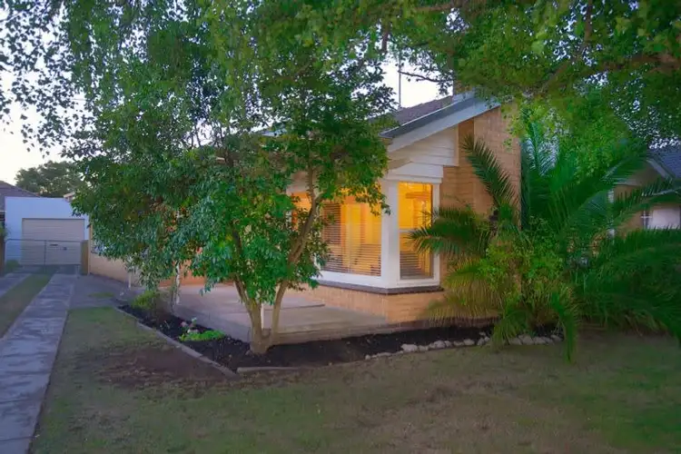 377 Forest Street, Wendouree VIC 3355