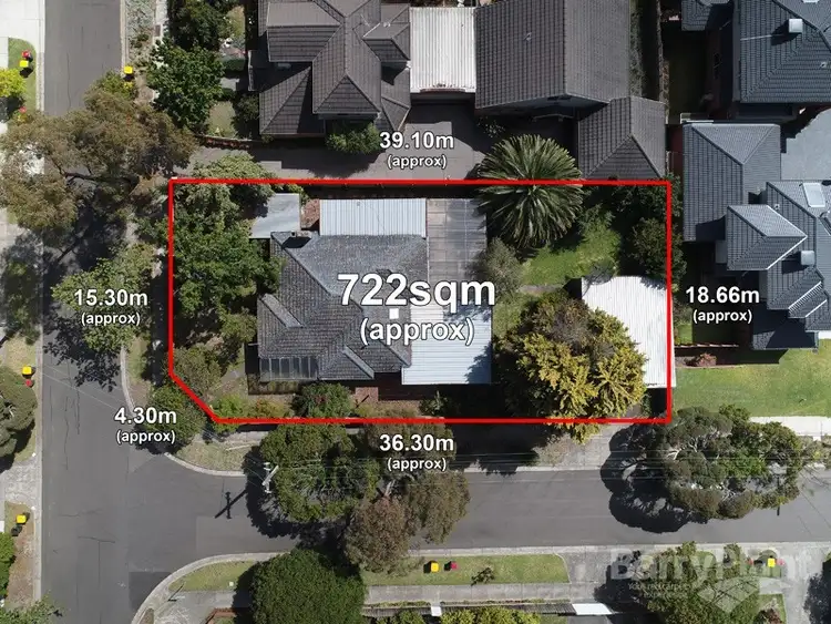 Second view of Homely house listing, 4 Lyons Street, Mount Waverley VIC 3149