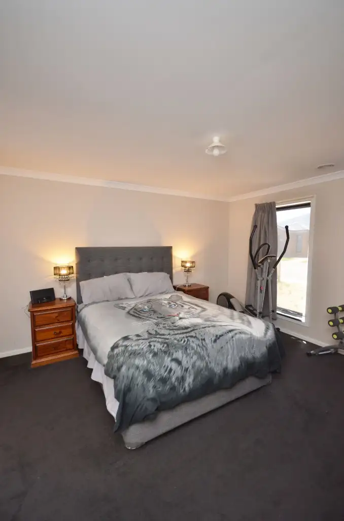 Sixth view of Homely house listing, 2/52 Bridlington Avenue, Echuca VIC 3564