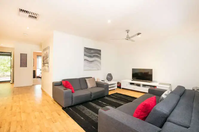 Fifth view of Homely house listing, 2 Jodie Court, Mildura VIC 3500