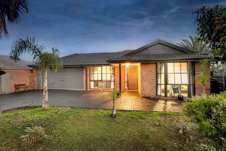 17 Nordic Avenue, Taylors Lakes VIC 3038