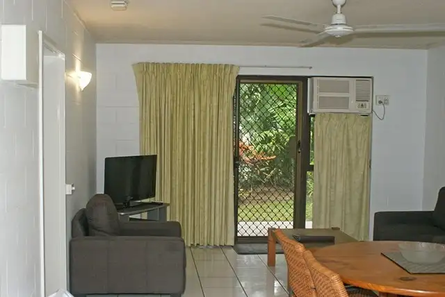 Seventh view of Homely unit listing, 2/63-65 Moore Street, Trinity Beach QLD 4879