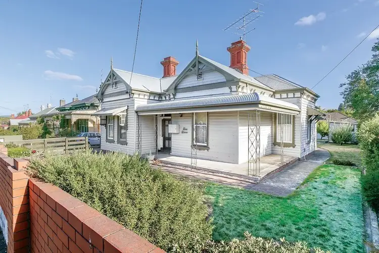 215 Mill Street, Lake Wendouree VIC 3350