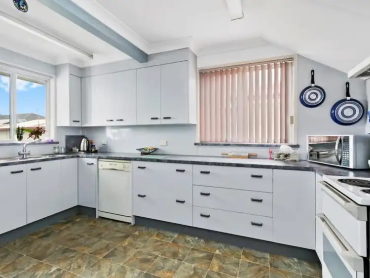 Second view of Homely house listing, 15 Swallow Avenue, Woodberry NSW 2322