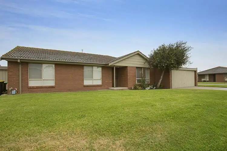 5 Hutchings Court, Chelsea VIC 3196