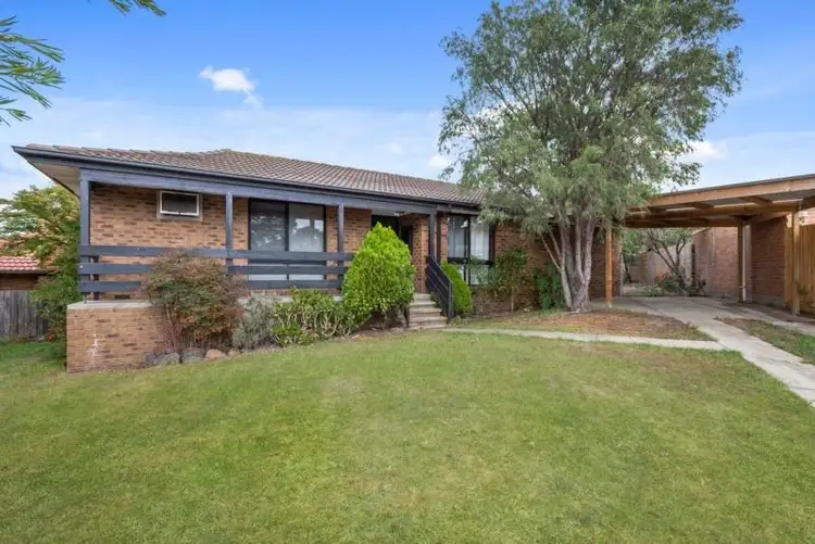 13 Dunrossil Drive, Sunbury VIC 3429
