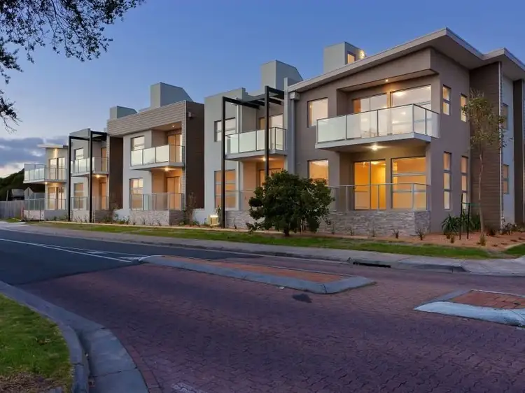 2/5 Maury Road, Chelsea VIC 3196