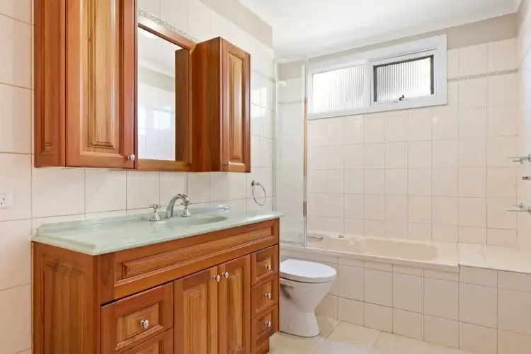 Fifth view of Homely house listing, 19 Elsa Court, Eltham VIC 3095