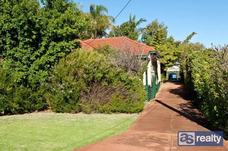 9 Toowong Street, Bayswater WA 6053