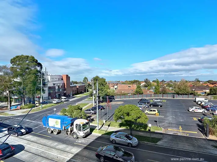Fifth view of Homely apartment listing, 32/100 Keilor Road, Essendon VIC 3040