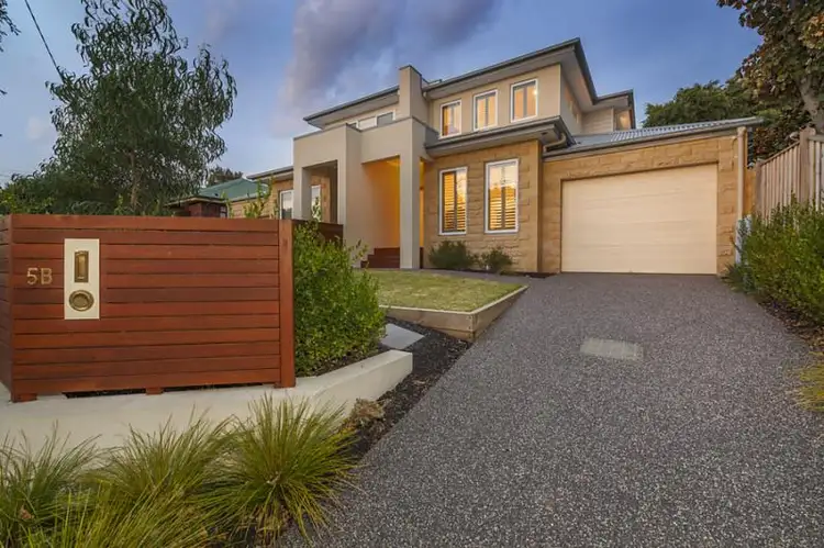 5B Eric Avenue, Mordialloc VIC 3195