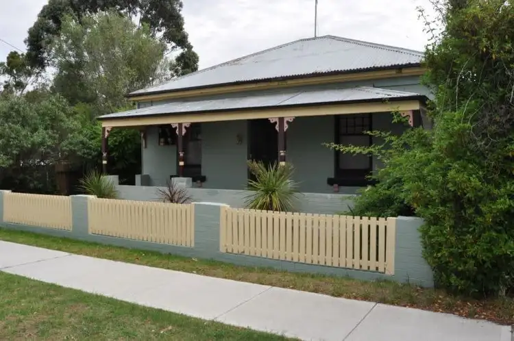 166 Lambert Street, Bathurst NSW 2795