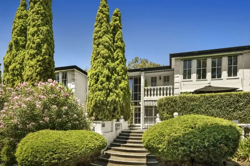 Main view of Homely apartment listing, 10/6 Balwyn Road, Canterbury VIC 3126