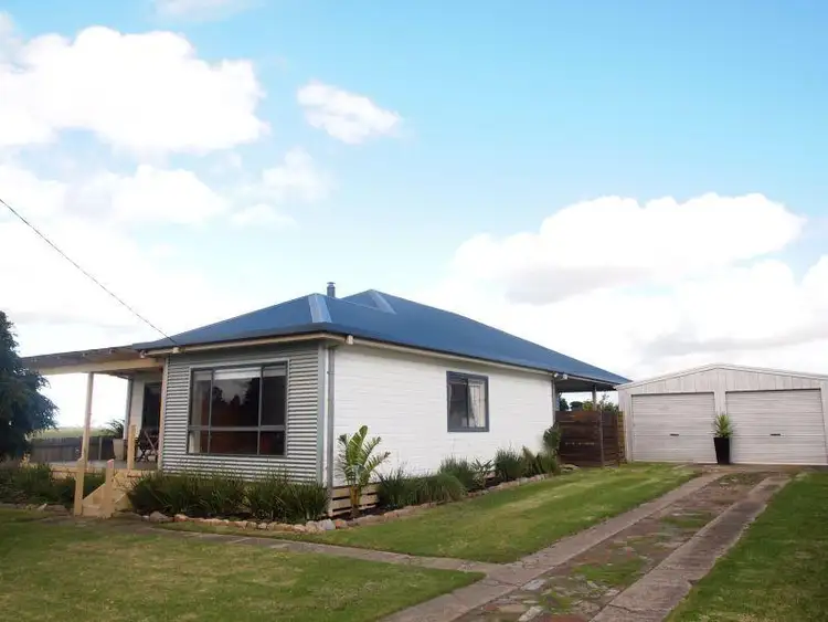 5 Hoyt Street, Lindenow VIC 3865