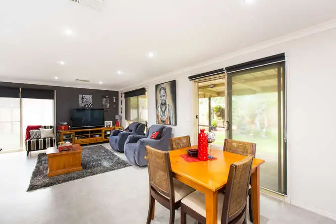 Seventh view of Homely house listing, 230 Benetook Avenue, Mildura VIC 3500