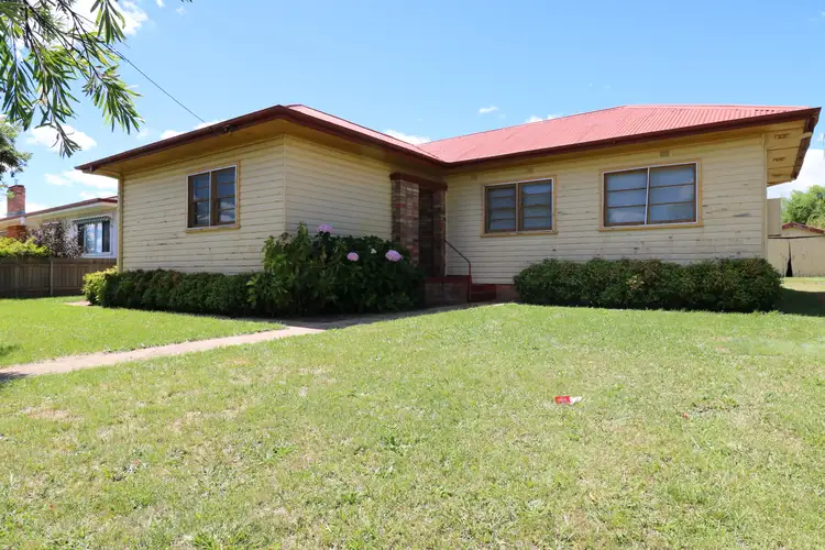 57 Coronation Avenue, Glen Innes NSW 2370