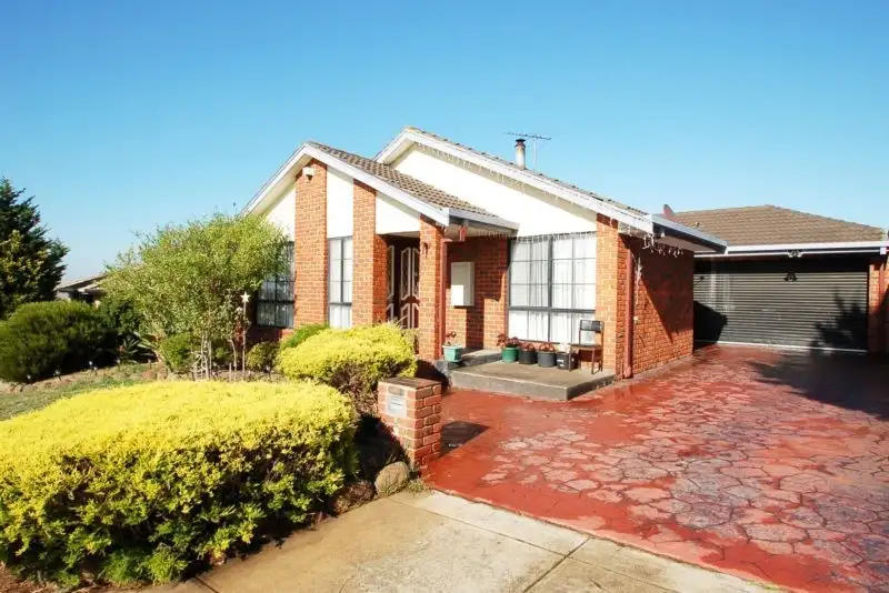 Main view of Homely house listing, 21 Redwood Close, Meadow Heights VIC 3048
