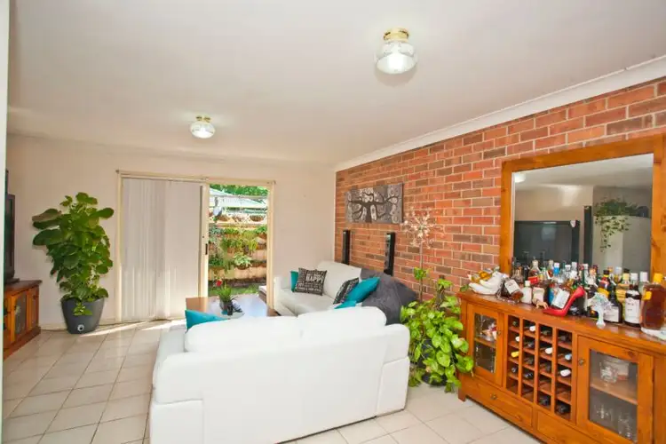 Fifth view of Homely house listing, 1/4-6 Eskdale Drive, Raymond Terrace NSW 2324