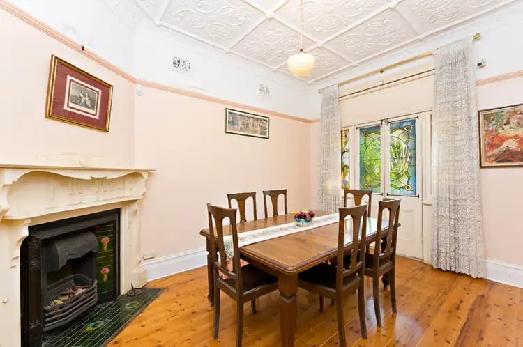 31 AUDLEY ST, Petersham NSW 2049