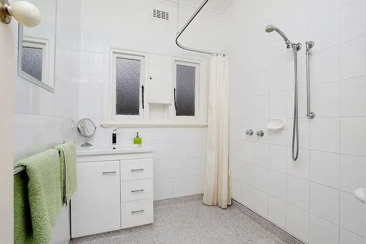 Fifth view of Homely house listing, 11 Rawson Avenue, Sunshine VIC 3020