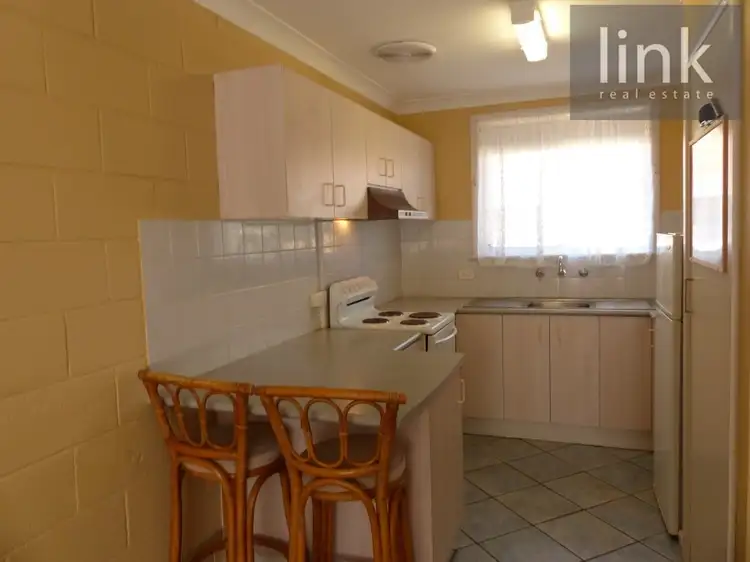 Third view of Homely unit listing, 1/452 Kotthoff St, Lavington NSW 2641