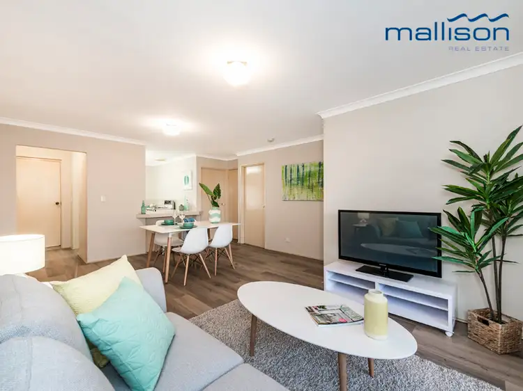 9/2 Pinewood Avenue, Kardinya WA 6163