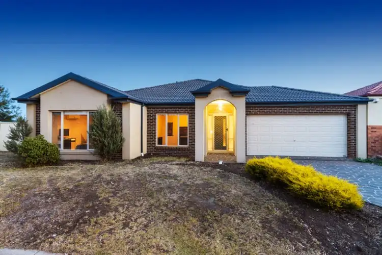 12 Murnong Mews, Melton West VIC 3337