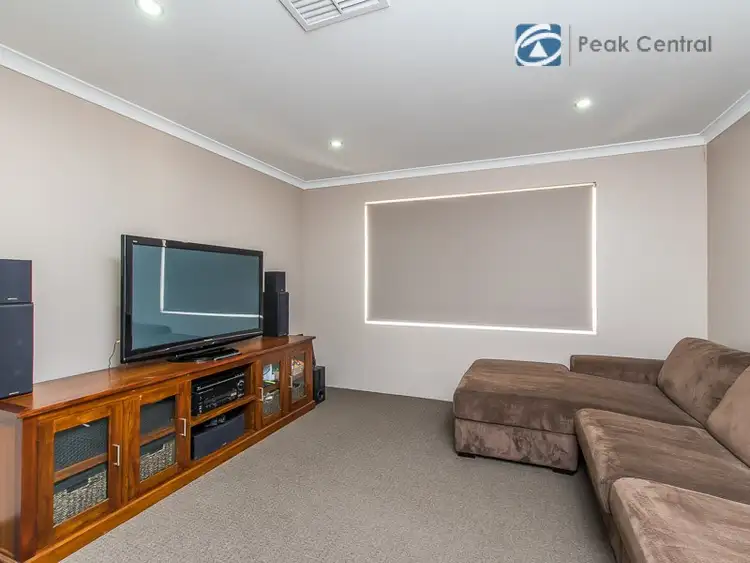 Fifth view of Homely house listing, 10 Brutia Place, Aubin Grove WA 6164