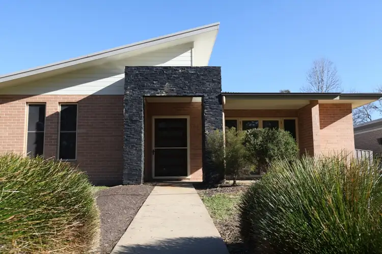37 West Parade, Hill Top NSW 2575