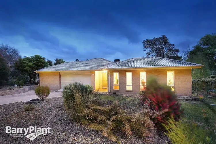 12 Wellington Road, Wandin North VIC 3139