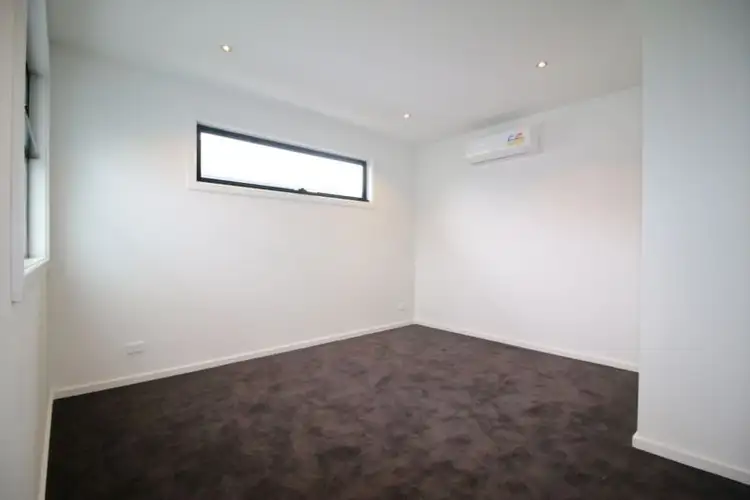 Fourth view of Homely unit listing, 2/11 Almond Avenue, Brooklyn VIC 3012