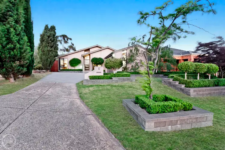 5 Longfield Court, Watsonia North VIC 3087