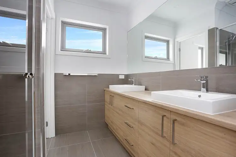 Sixth view of Homely house listing, 2/56 Tiverton Drive, Mulgrave VIC 3170