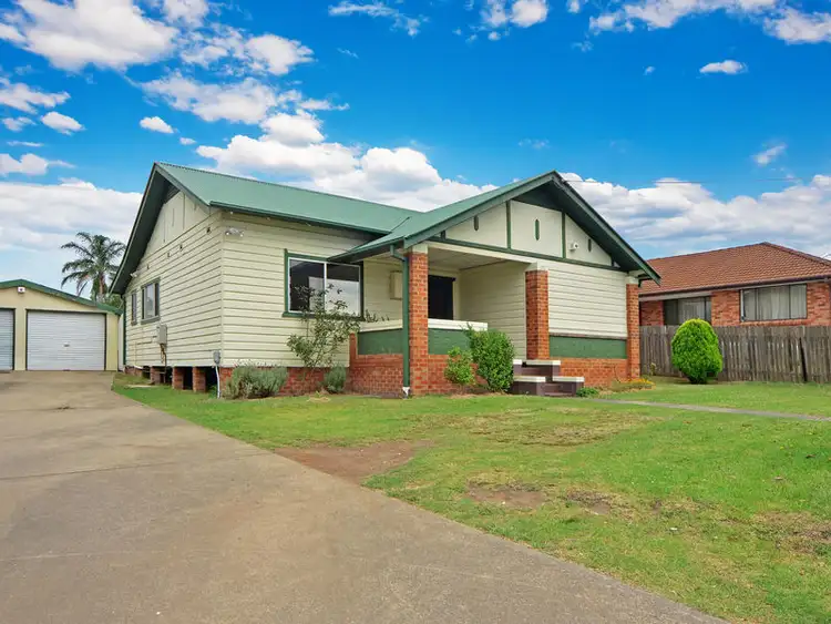 102 East Street, Nowra NSW 2541