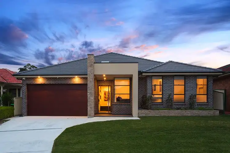 6 Tonitto Avenue, Peakhurst NSW 2210