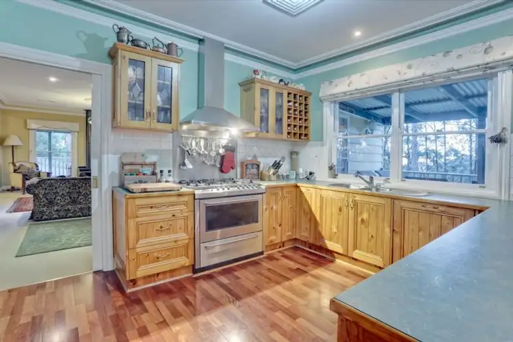 Fifth view of Homely house listing, 2 Azalea Crescent, Emerald VIC 3782