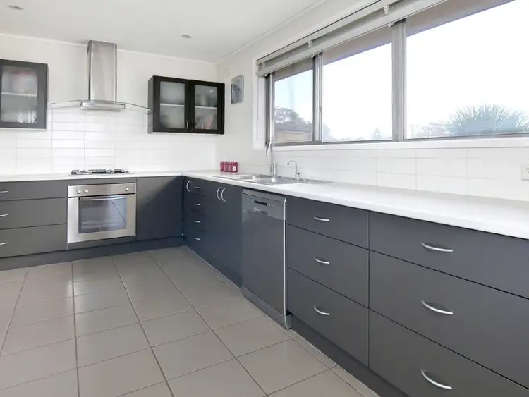 Fifth view of Homely house listing, 2 Derril Place, Frankston VIC 3199