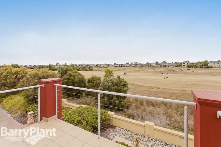 Third view of Homely house listing, 6 Woodruff Court, Sanctuary Lakes VIC 3030