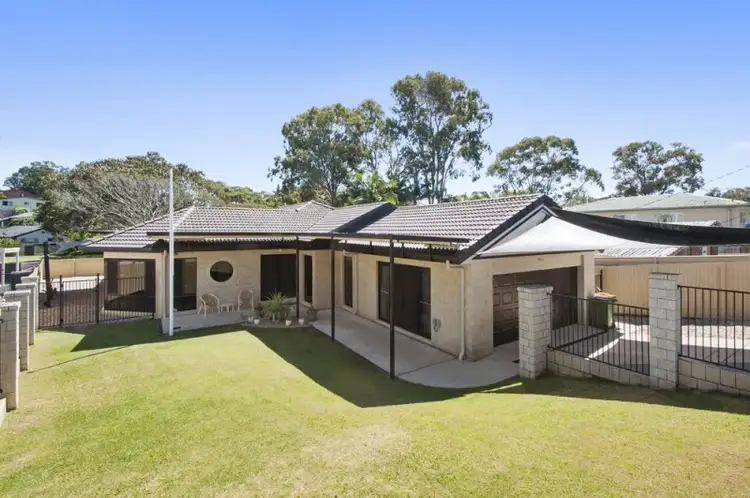 15 Melinda Street, Southport QLD 4215