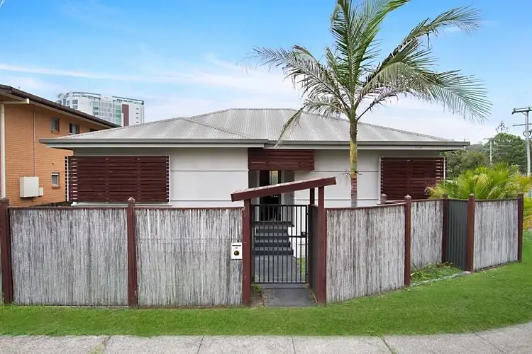 18 Coyne Street, Kirra QLD 4225