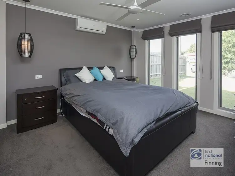 Seventh view of Homely house listing, 13 Elaine Court, Cranbourne VIC 3977