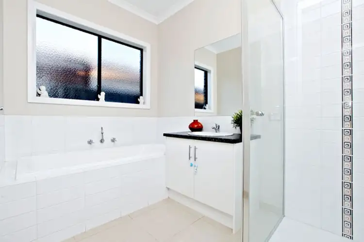 Seventh view of Homely house listing, 18 Toorongo Circuit, Truganina VIC 3029