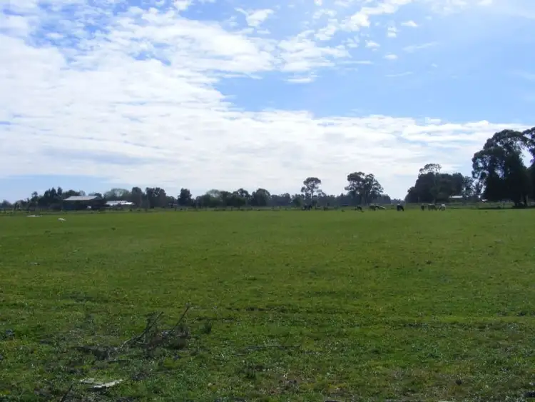 Fifth view of Homely rural property listing, 44 Everard Road, Kyabram VIC 3620