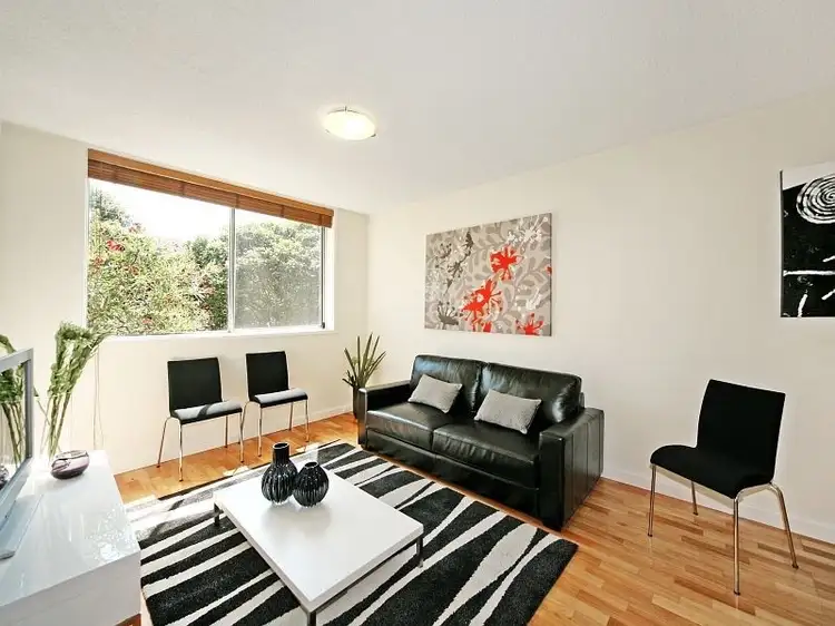 Main view of Homely apartment listing, 1/26 Gladstone Avenue, Armadale VIC 3143