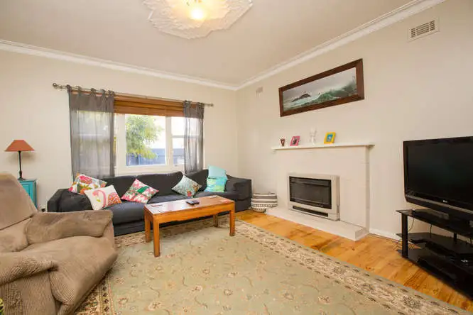 Fourth view of Homely house listing, 1 Oak Avenue, Mildura VIC 3500