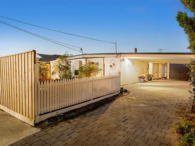 27 Eldan Drive, Werribee VIC 3030