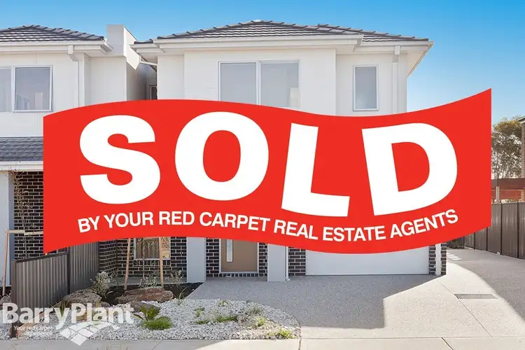 1/12 La Rochelle Boulevard, Point Cook VIC 3030