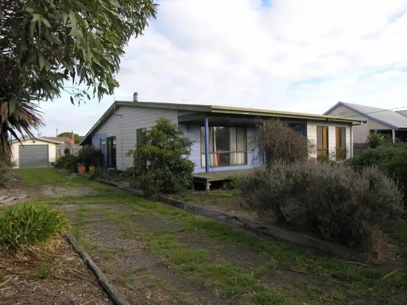 Main view of Homely house listing, 5 Newton Street, Seaspray VIC 3851