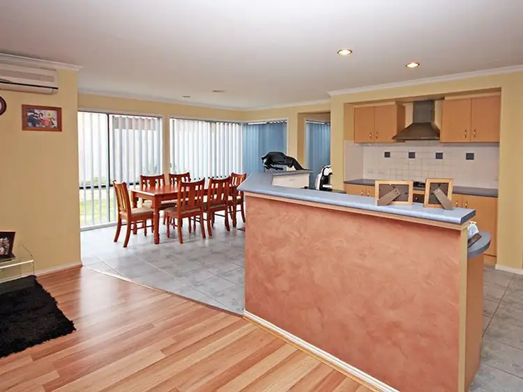Seventh view of Homely house listing, 6 Dennis Close, Lynbrook VIC 3975